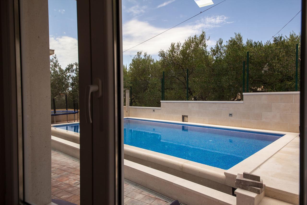 מאקרסקה Villa Ivka מראה חיצוני תמונה