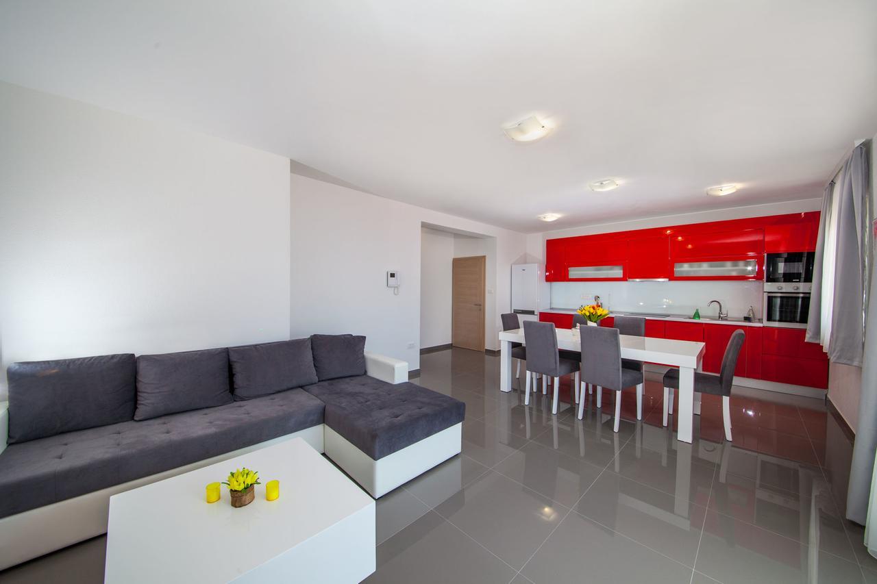 מאקרסקה Villa Ivka מראה חיצוני תמונה
